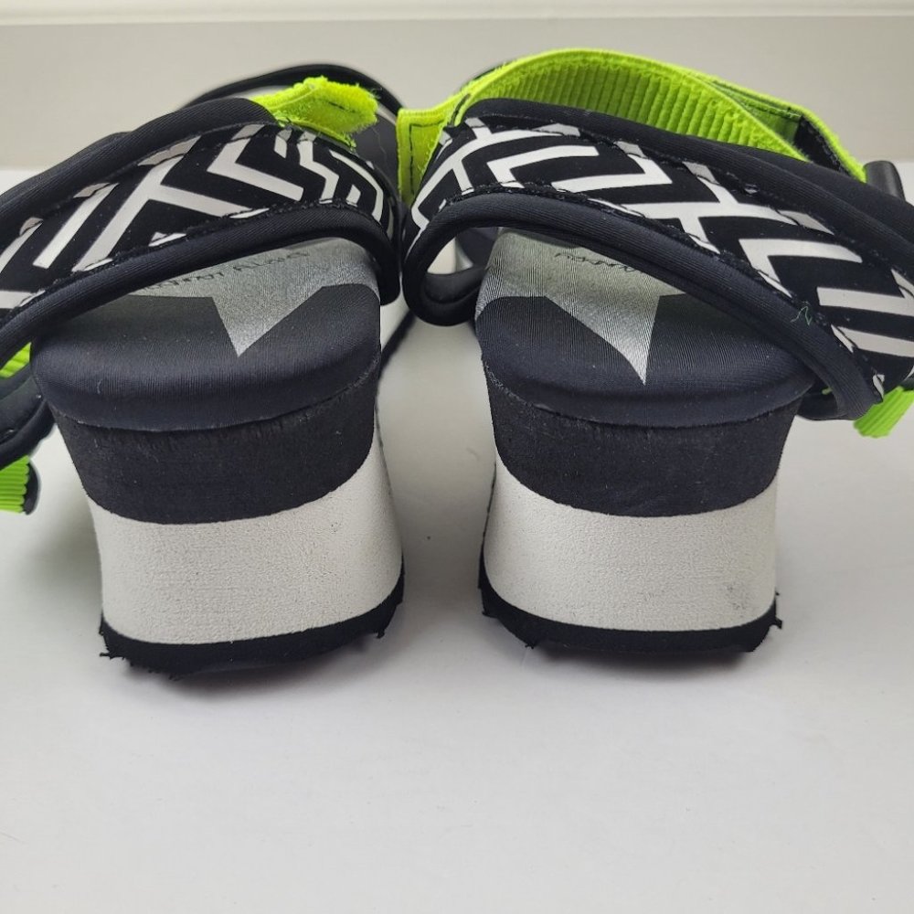 Dirty laundry grand pu platform sandals, womens size 6. - Picture 5 of 11